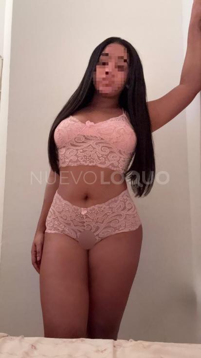  chica sexi, sonriente y atrevida