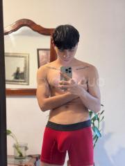 CHICO LATINO CON GANAS