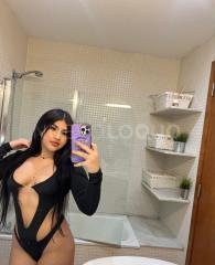 Linda colombiana muy entregada