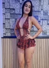 Guapa chica divina muy complaciente