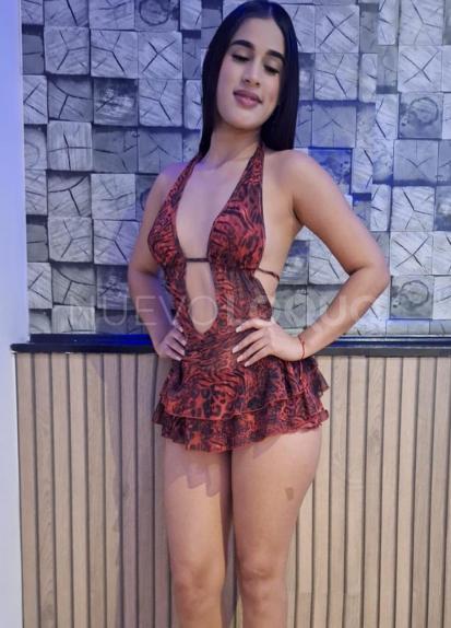 Guapa chica divina muy complaciente