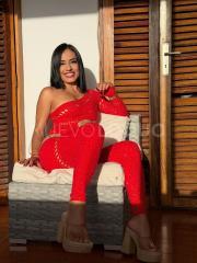 Una latina muy sensual apasionada y dive