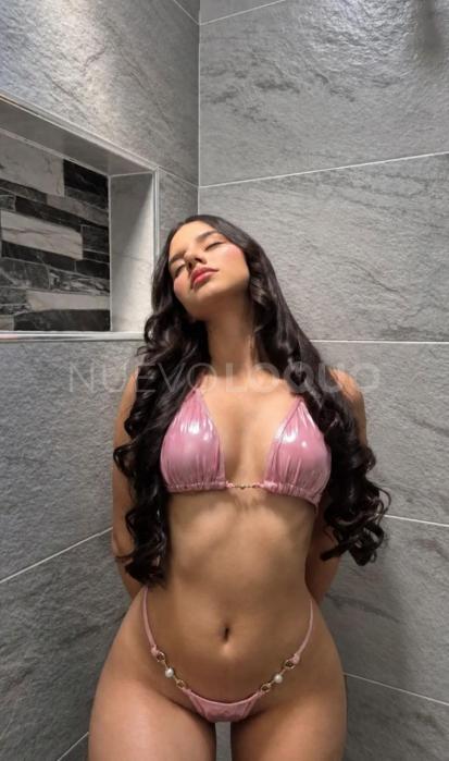  Dulce y encantadora sexy
