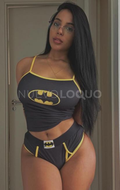  Morena gustosa y dulce