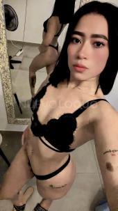 MUJER DIVERTIDA SIN LÍMITE COMPLACIENTE