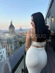 Bella y sensual