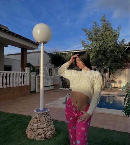  Chica encantadora